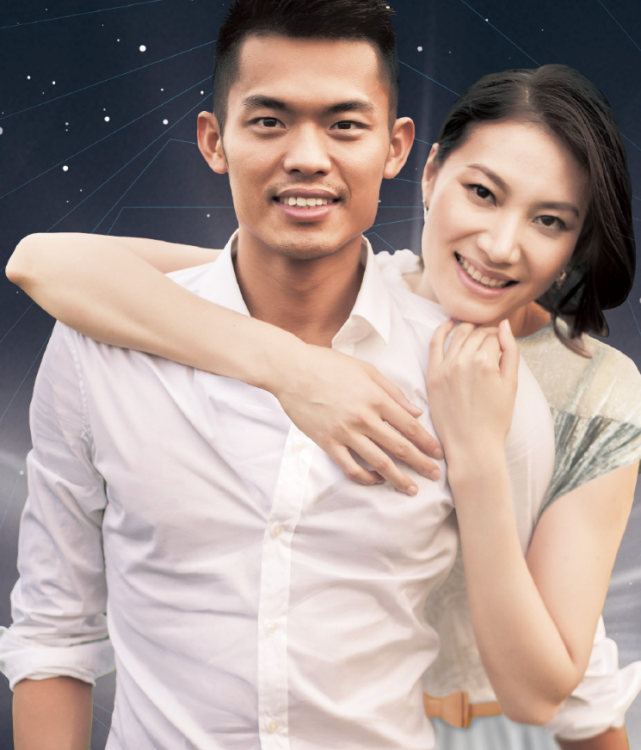 太受宠！林丹儿子在妈妈名牌包上作画，谢杏芳不生气还鼓励他