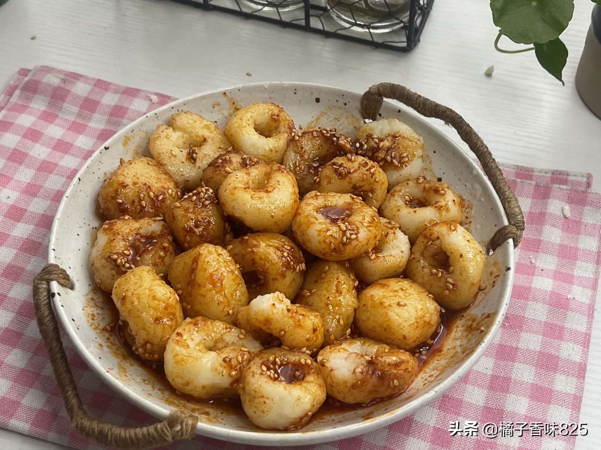 土豆新做法，香辣酸爽软糯劲道特开胃，比凉皮还好吃，适合夏天吃