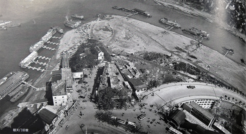 重庆人总是对来福士充满敌意，却不知它的名字里藏着“古渝雄关”