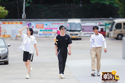 《中餐厅5》桂林站揽客再出发 合伙人邀老师做客共祝教师节