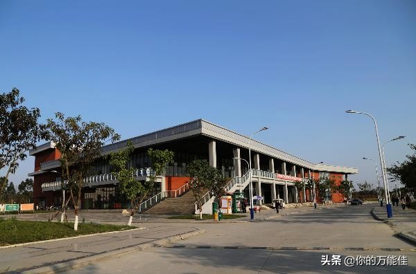 四川建筑职业技术学院校园风光