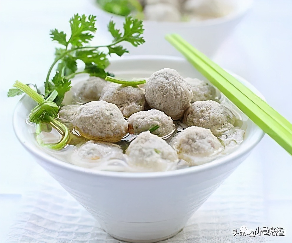 猪肉做丸子你平时怎么吃呢？12种丸子家常做法，可以换着花样做