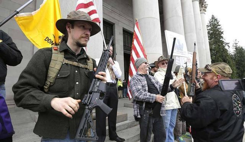 美国人持枪自由，8600万民众人手一把，若战争打