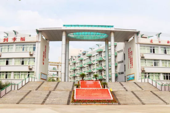 “乘风破浪”的武侯实验，让每一颗优质的种子，骄傲起来