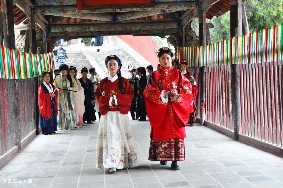 國(guó)風(fēng)盛宴，無(wú)你不歡！天水玉泉觀大景區(qū)開啟古風(fēng)古韻模式