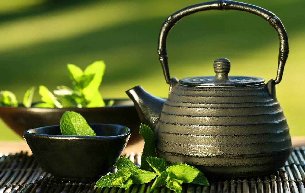 夏季饮绿茶，可谓最佳选择