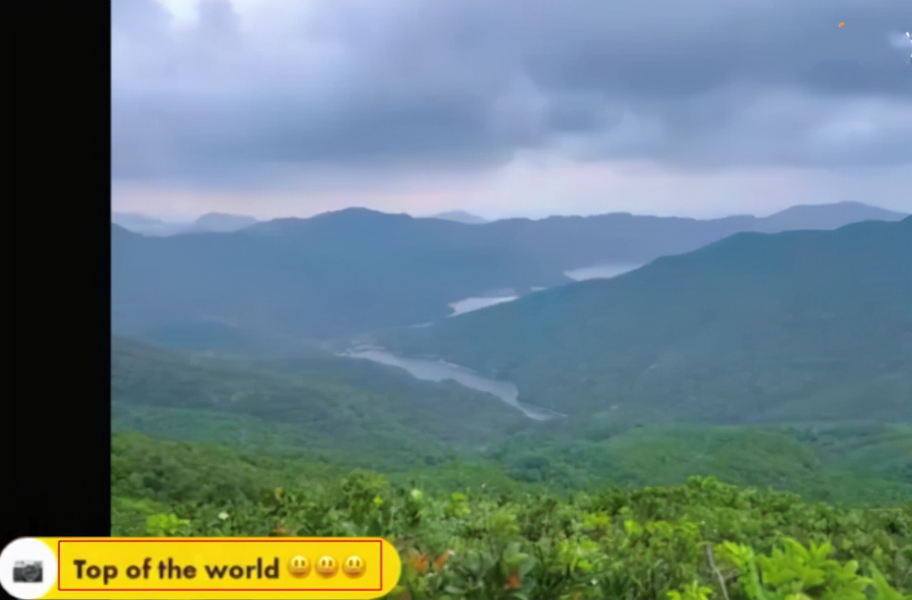 好幸福！郭晶晶晒一家五口温馨日常，与霍启刚爬山自拍秀足恩爱