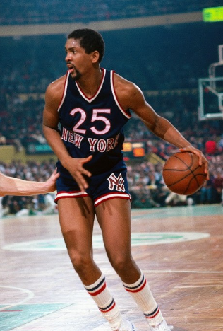 NBA球衣進化史，從短衣短褲到褲子長度到膝，喬丹的一個舉動引領了潮流！-黑特籃球-NBA新聞影音圖片分享社區