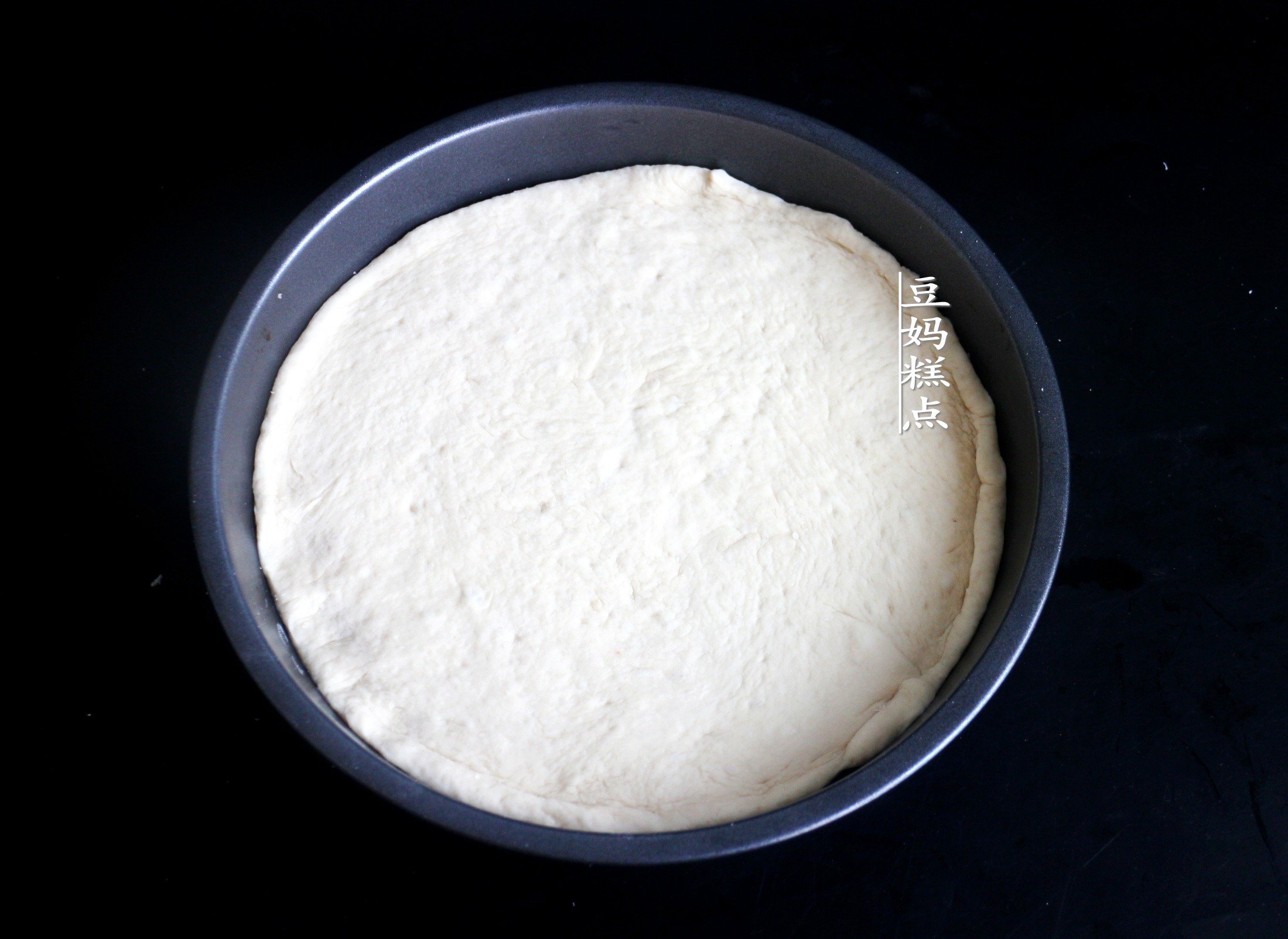 孩子爱吃的，2款简易披萨，几分钟做一个，比买的放心