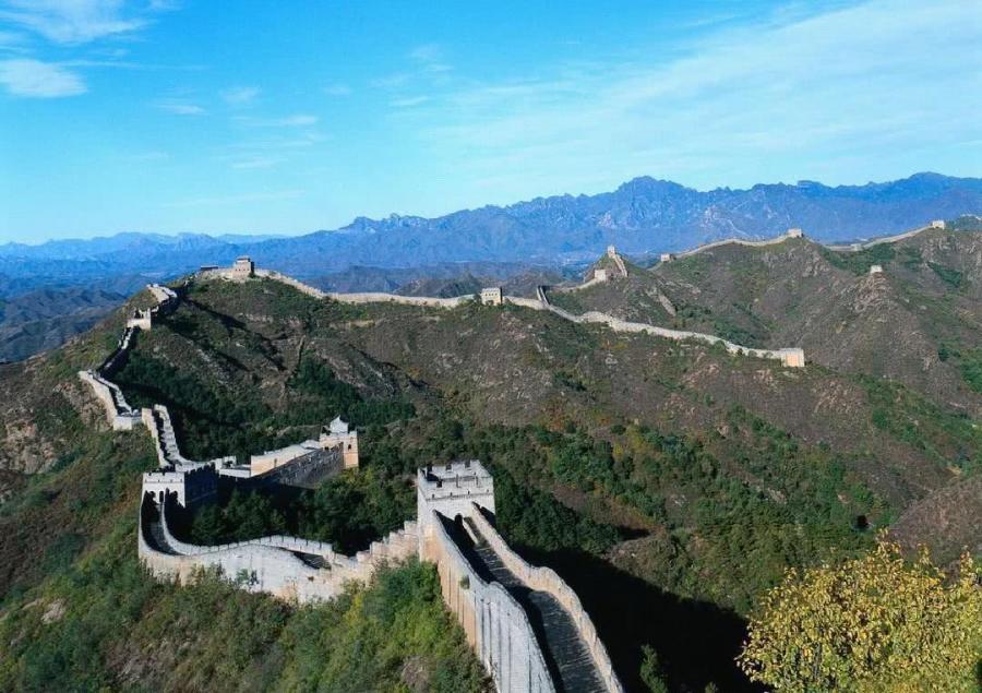 全球最没用的四大军事防线，第3被水枪喷垮，第