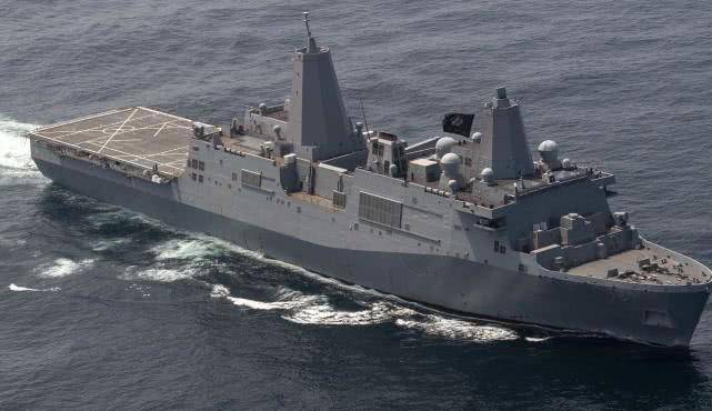 美军“两栖坞登”突然窜航东海，距领海70海里，