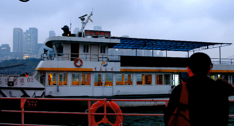 来重庆旅游会迷路吗？立体城市纵横交错，手机导航基本没用