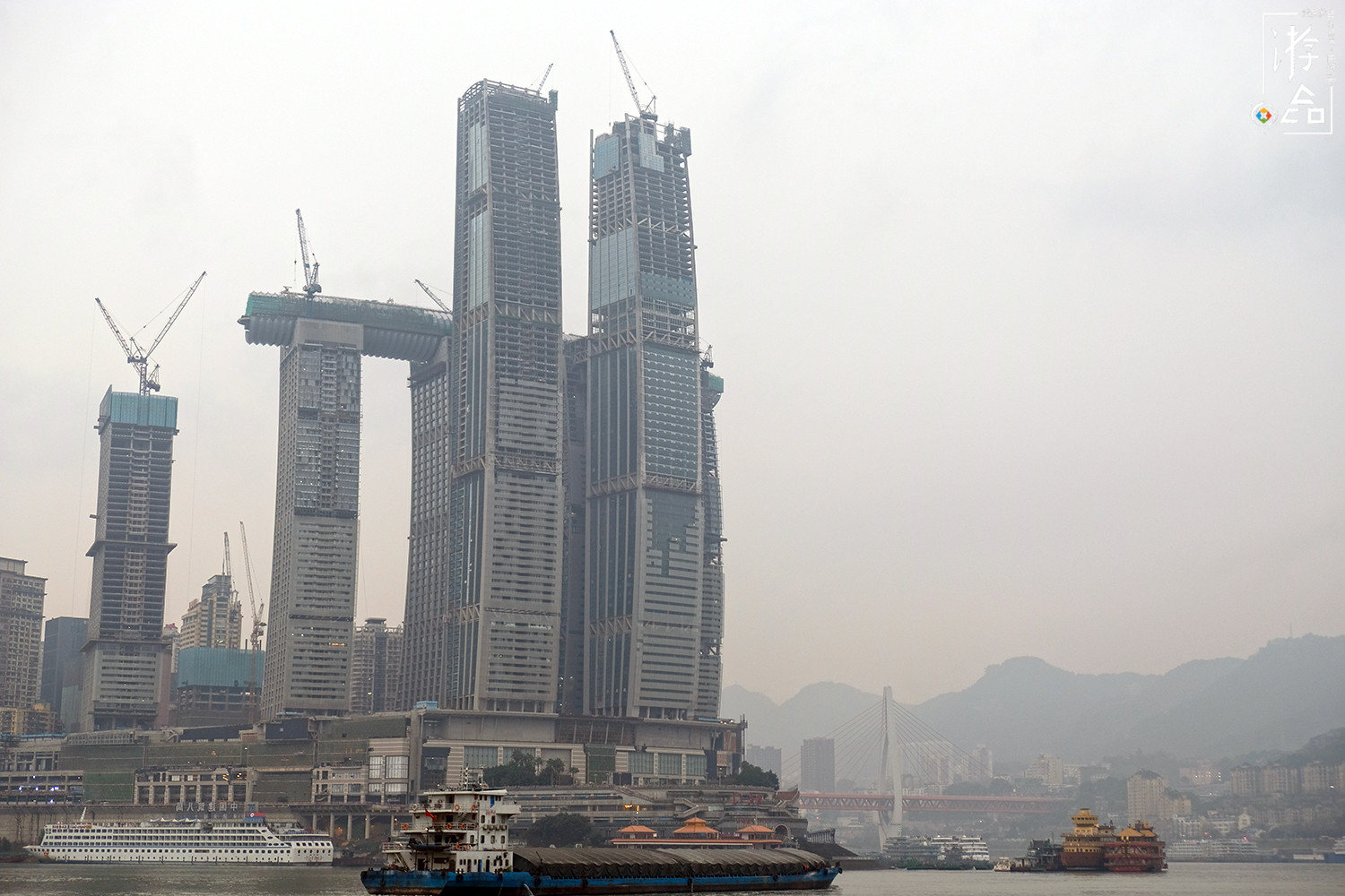 漫游山城：朝天门背后的来福士，如此不受欢迎，究竟做错了什么？