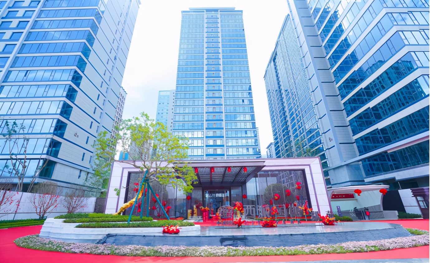一场交房引出三个关键词，中国铁建地产掀起昆明风浪