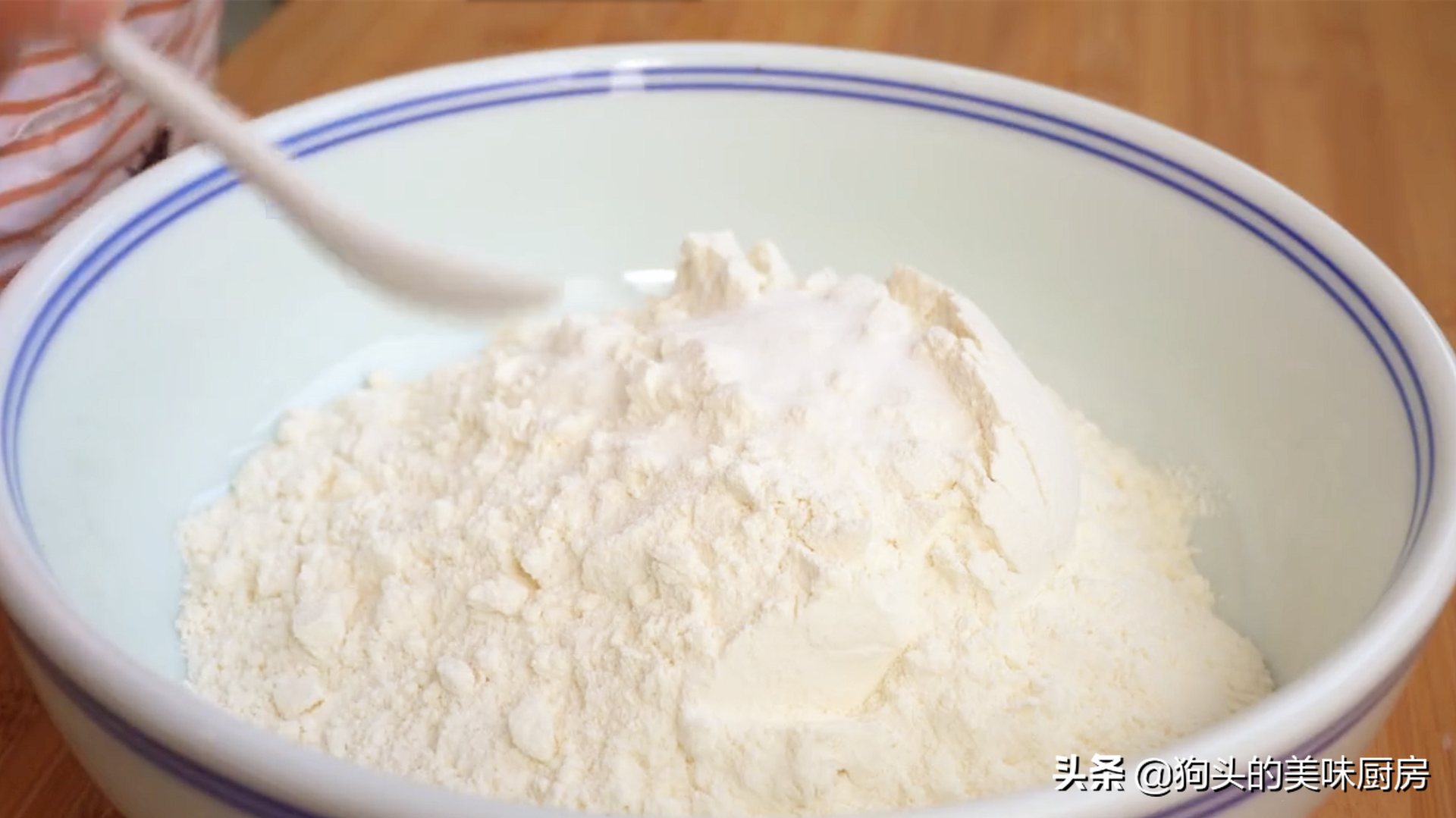 盤絲餅，最簡單實用的做法，劃一劃，抻一抻，絲絲分明，口口留香