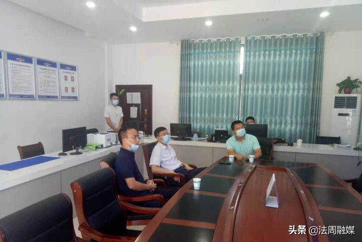 澧县县领导到城头山镇督导疫情防控网格化管理工作