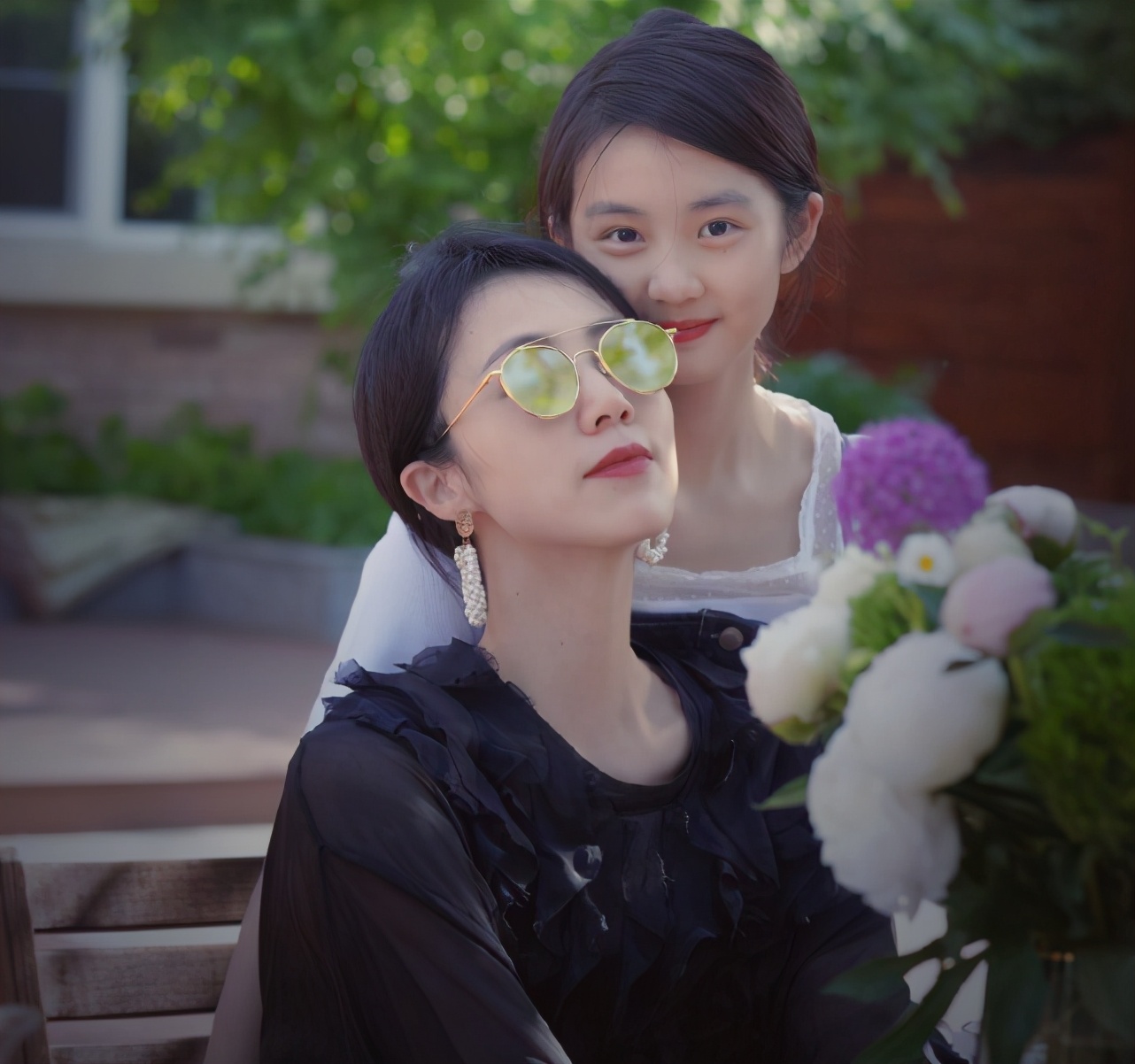 黃多多首部話劇電影首映，黃磊感慨女兒成長，多多近照已長成媽媽