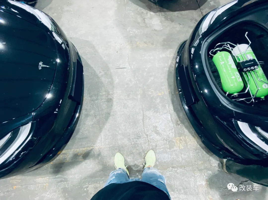 这辆特斯拉Model 3应该刹得住,提车之前刹车改件
