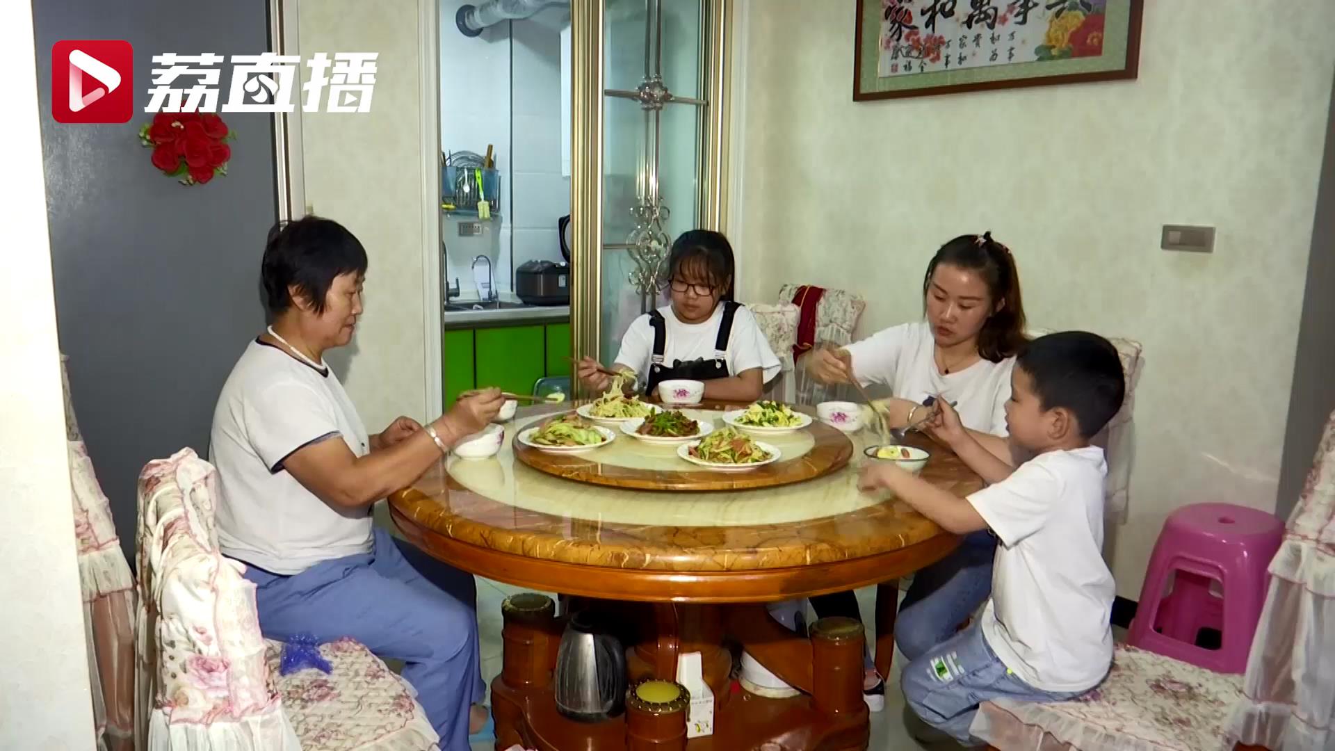 我们■【走向我们的小康生活】陕西旬阳县：大山里的距离相对论