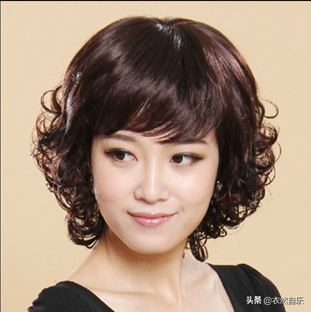 年流行时尚发型让50 60岁女人不再为发型烦 Zh中文网