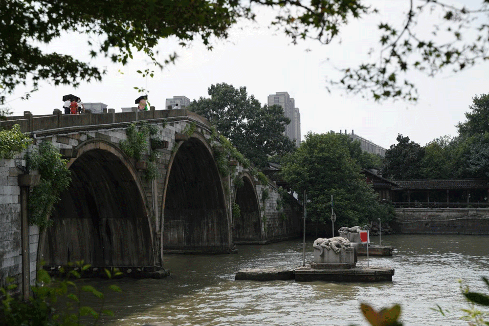 「大運(yùn)河霓裳夜」FM99.6慶生 漢服游船活動(dòng)