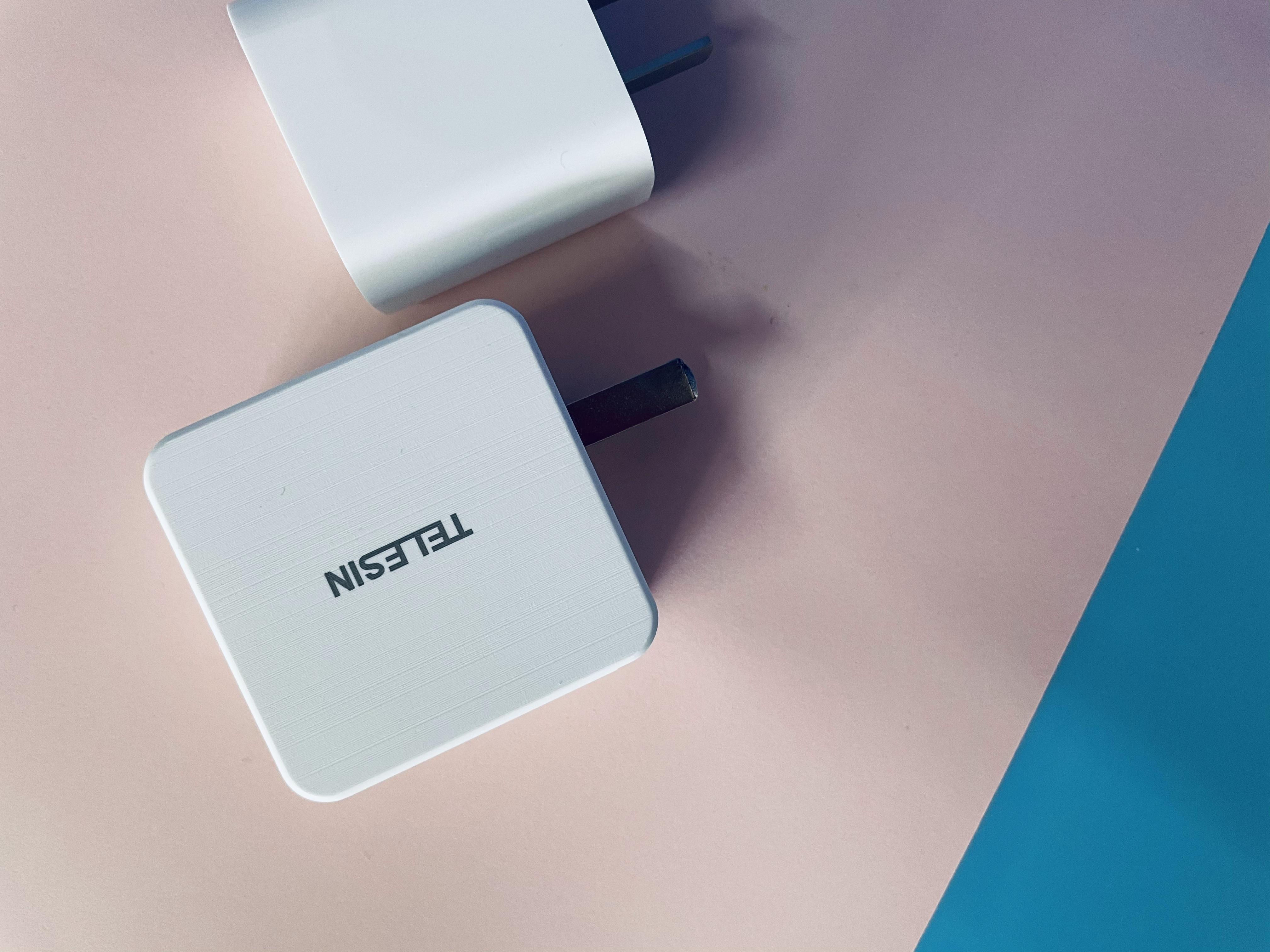 解锁充电新方式，匹配笔记本，泰迅数码配件体验