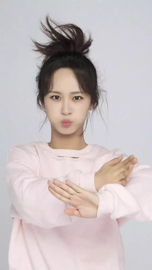 杨紫,Baby,杨幂画画,看到她的作品:一位被演