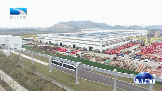 武汉首条空轨即将投入市场