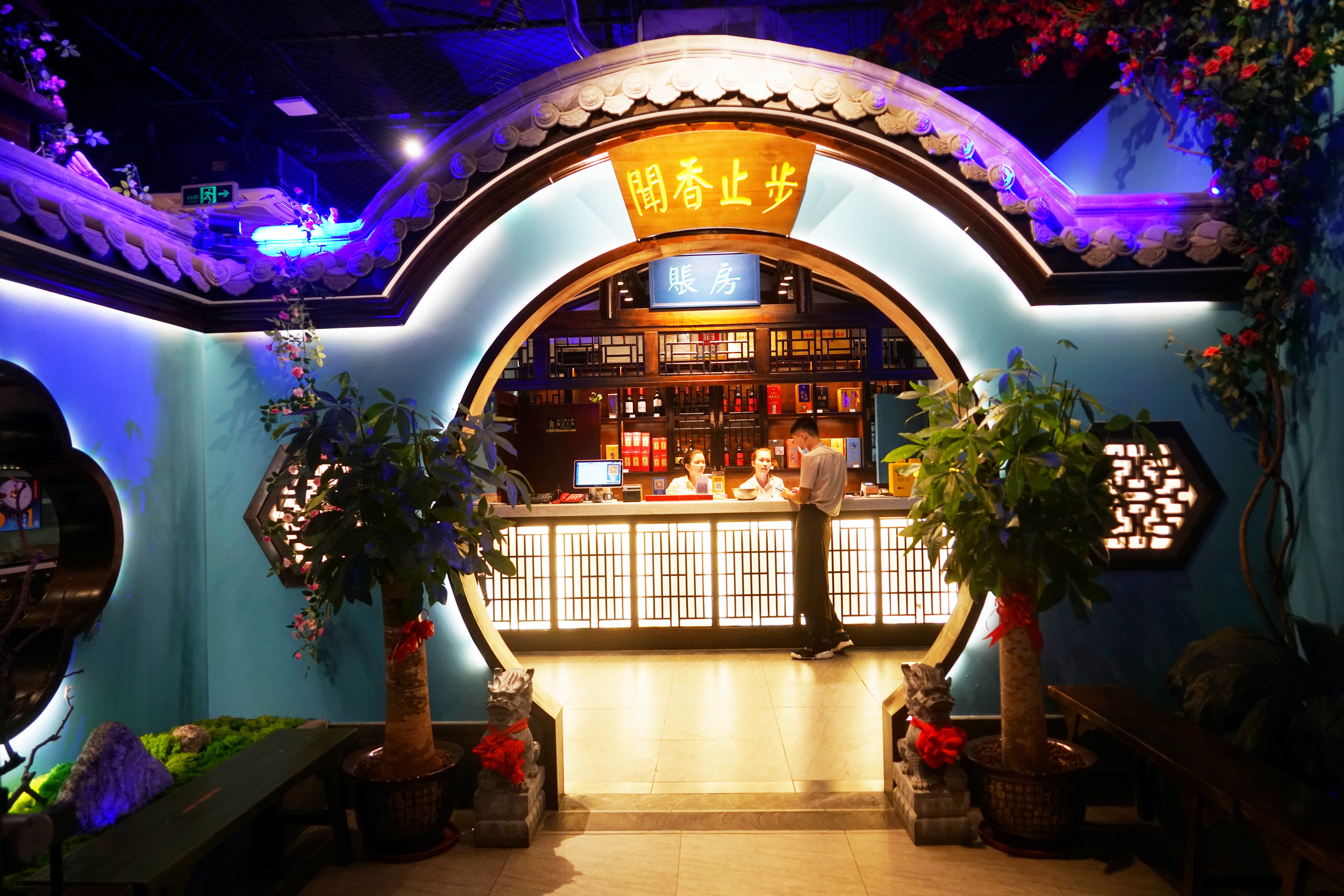 冬天旅行首选目的地，三亚吃喝玩乐全攻略，给你最悠闲的海岛时光