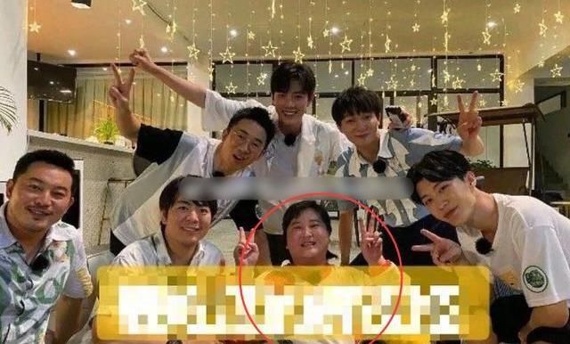 青春环游记2：肖战镜头一剪梅？官博发文暗藏玄