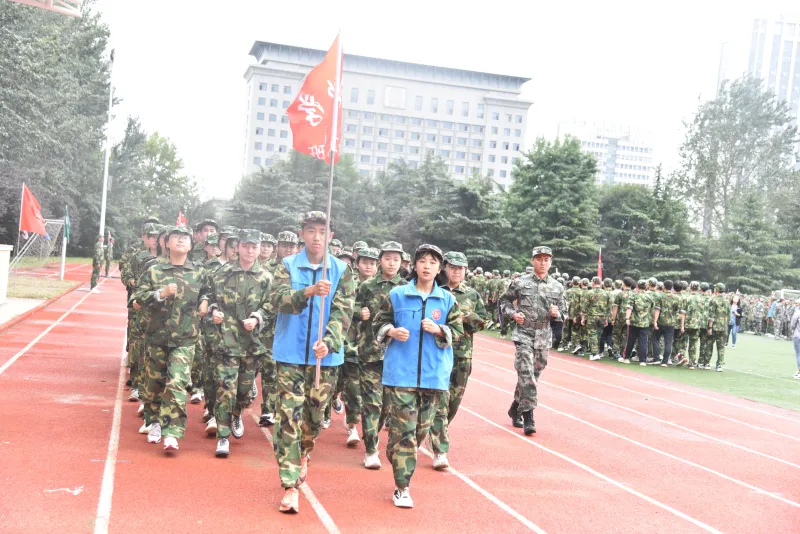 昌邑市文山中学：少年戎装 凌云气势撼山河(图14)