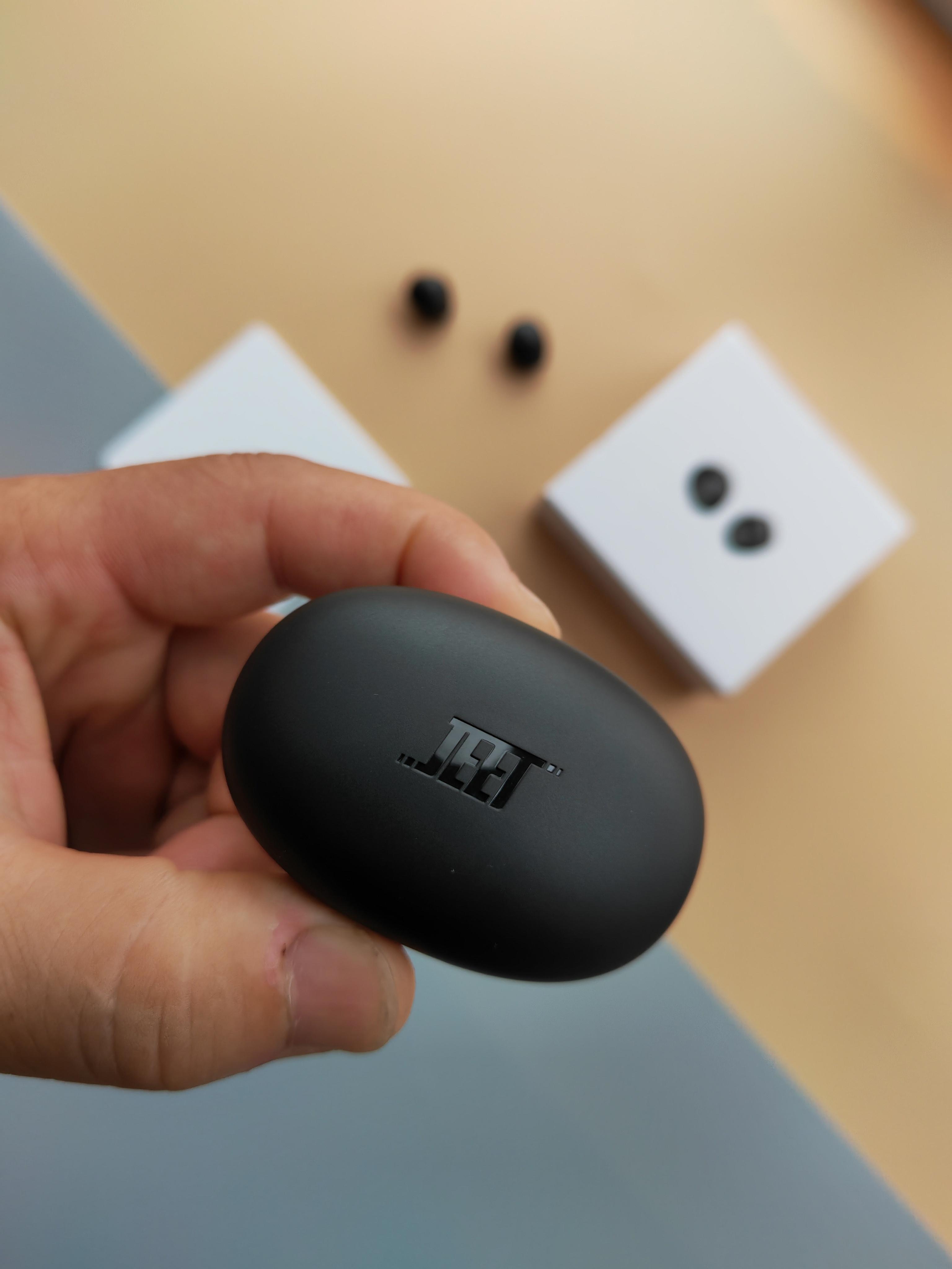 无感佩戴新体验——重量只有3克的JEET Air2蓝牙耳机开箱体验