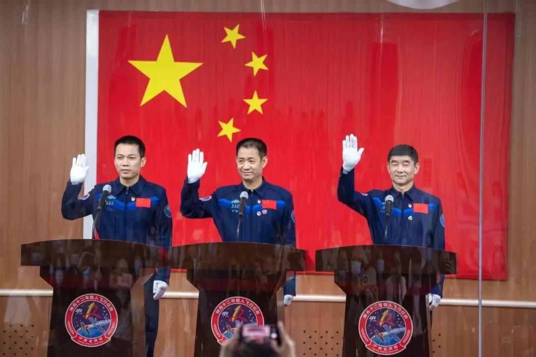 获新浪数千万融资，打造热播大剧，鲲池影业是怎么做到的？|独家