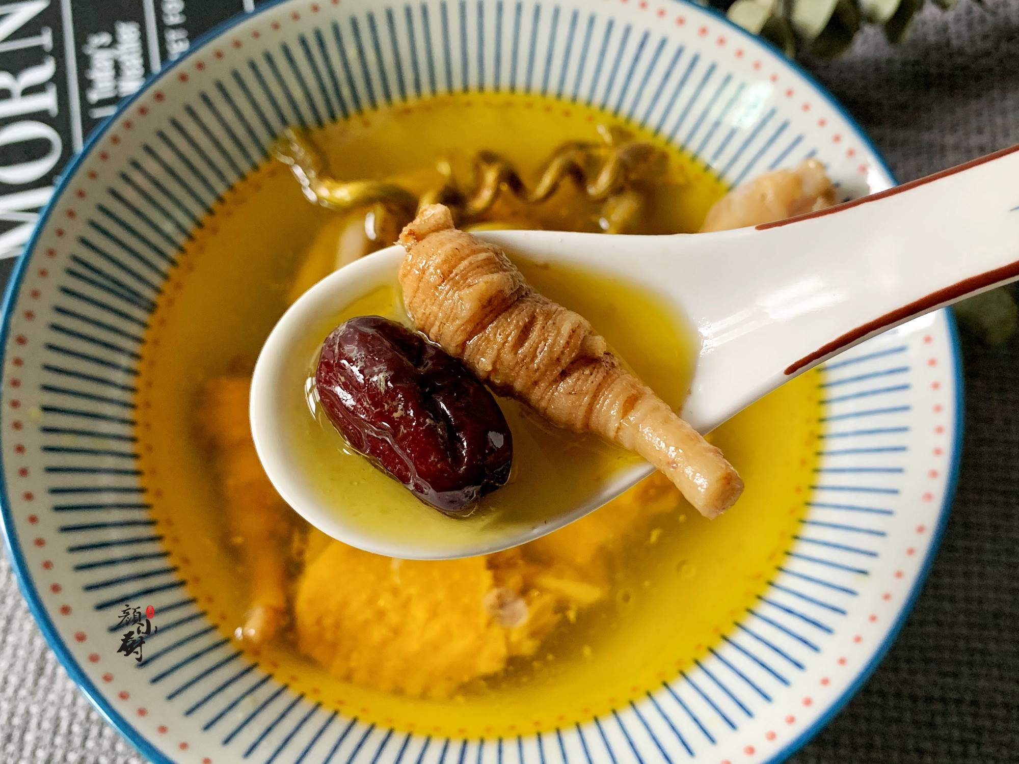 春天，多給家人喝這碗湯，這湯鮮甜潤燥又營養，全家都愛喝