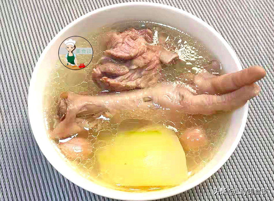 立秋前后，这汤记得多给家人吃，煲一锅每人喝一碗，营养不上火