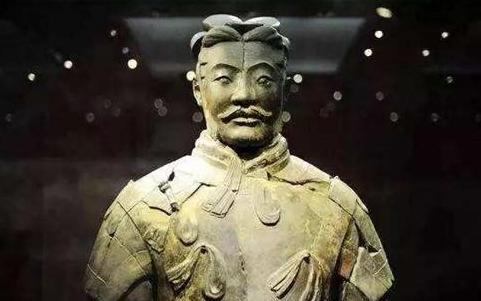 兵马俑有多值钱？陕西农民曾经偷走5件，卖出