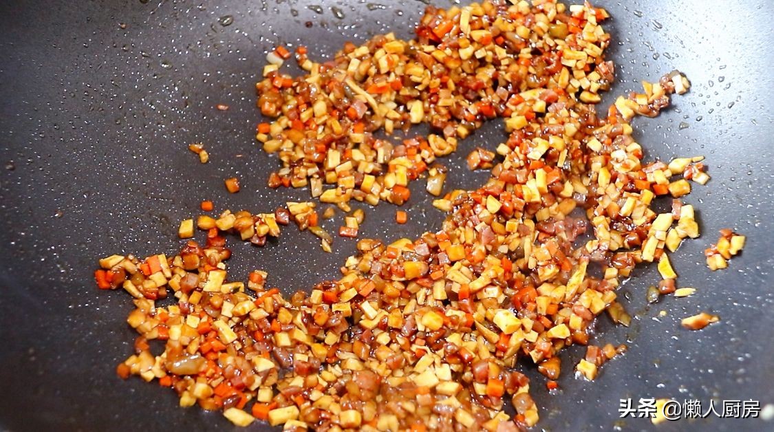 這是武漢糯米雞的做法，為何沒有雞肉，卻叫這個菜名？