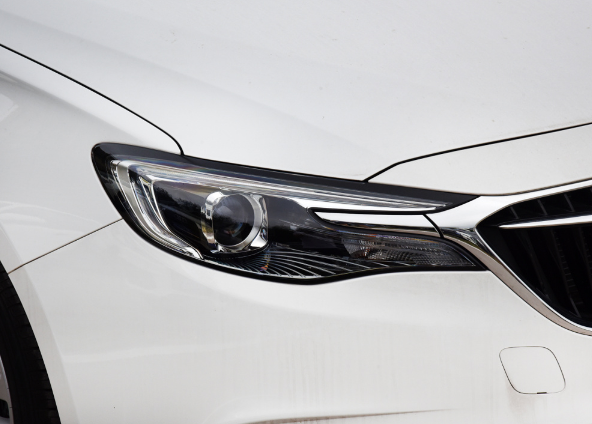 2021新款别克英朗，外形硬朗，5.9L很省油