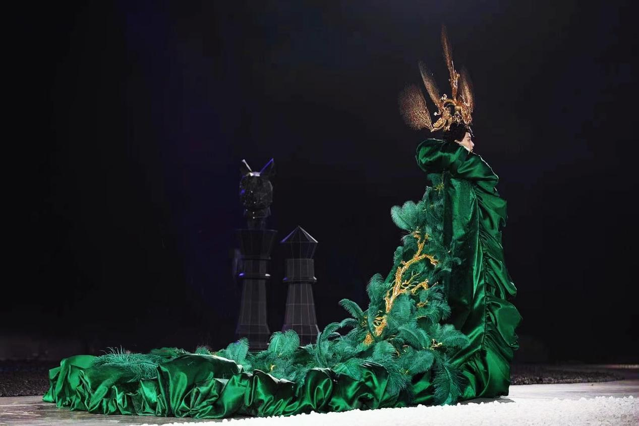 ��Ӣ����櫴�˵2021AW|����ʢװ����;