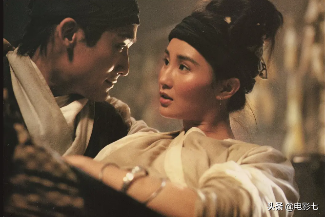 徐克操刀，影帝影后玩命拍，这部经典港片，创