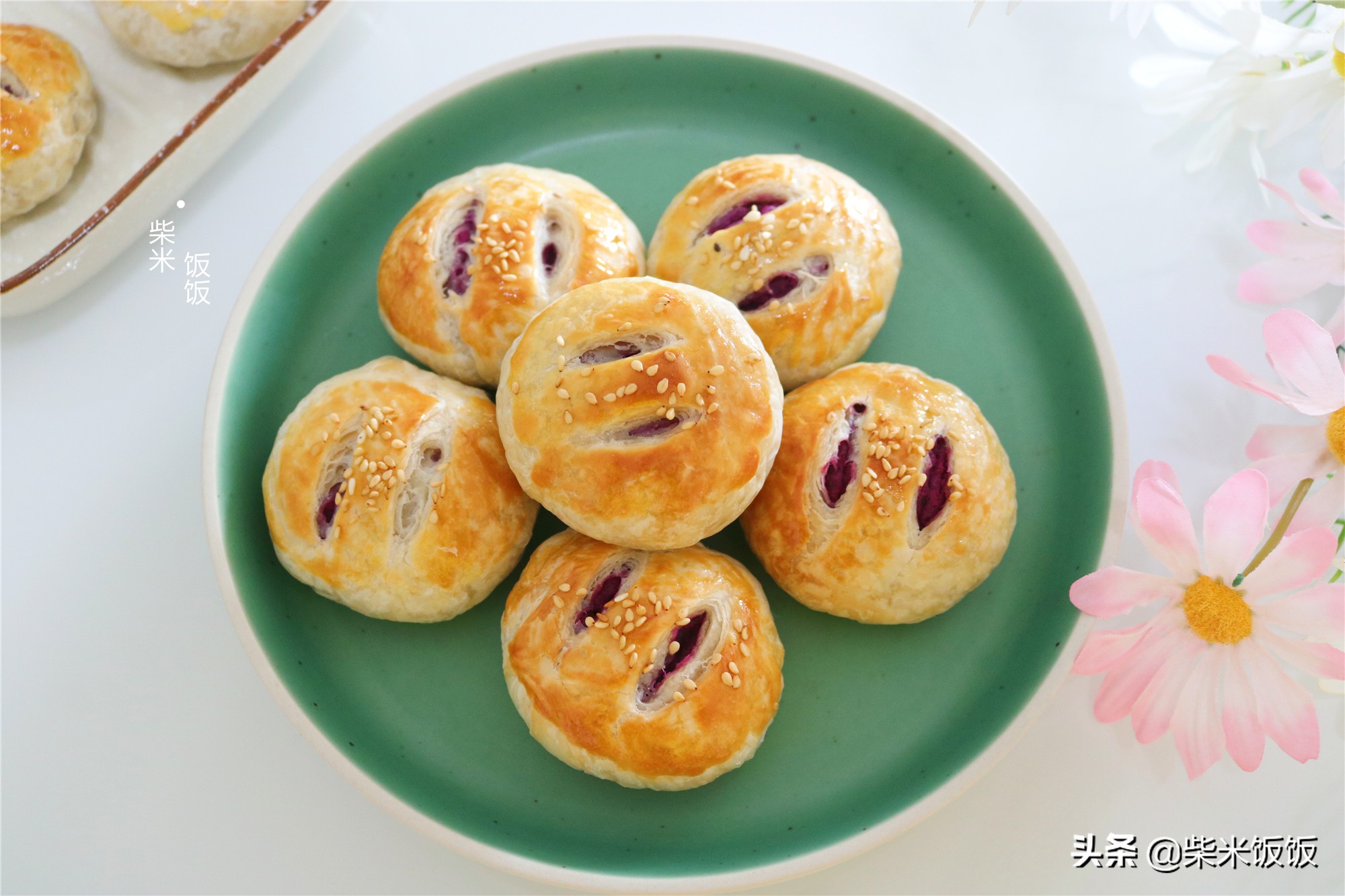 這款懶人小餅要試試，不用揉麵，做法簡單，香酥好吃孩子喜歡