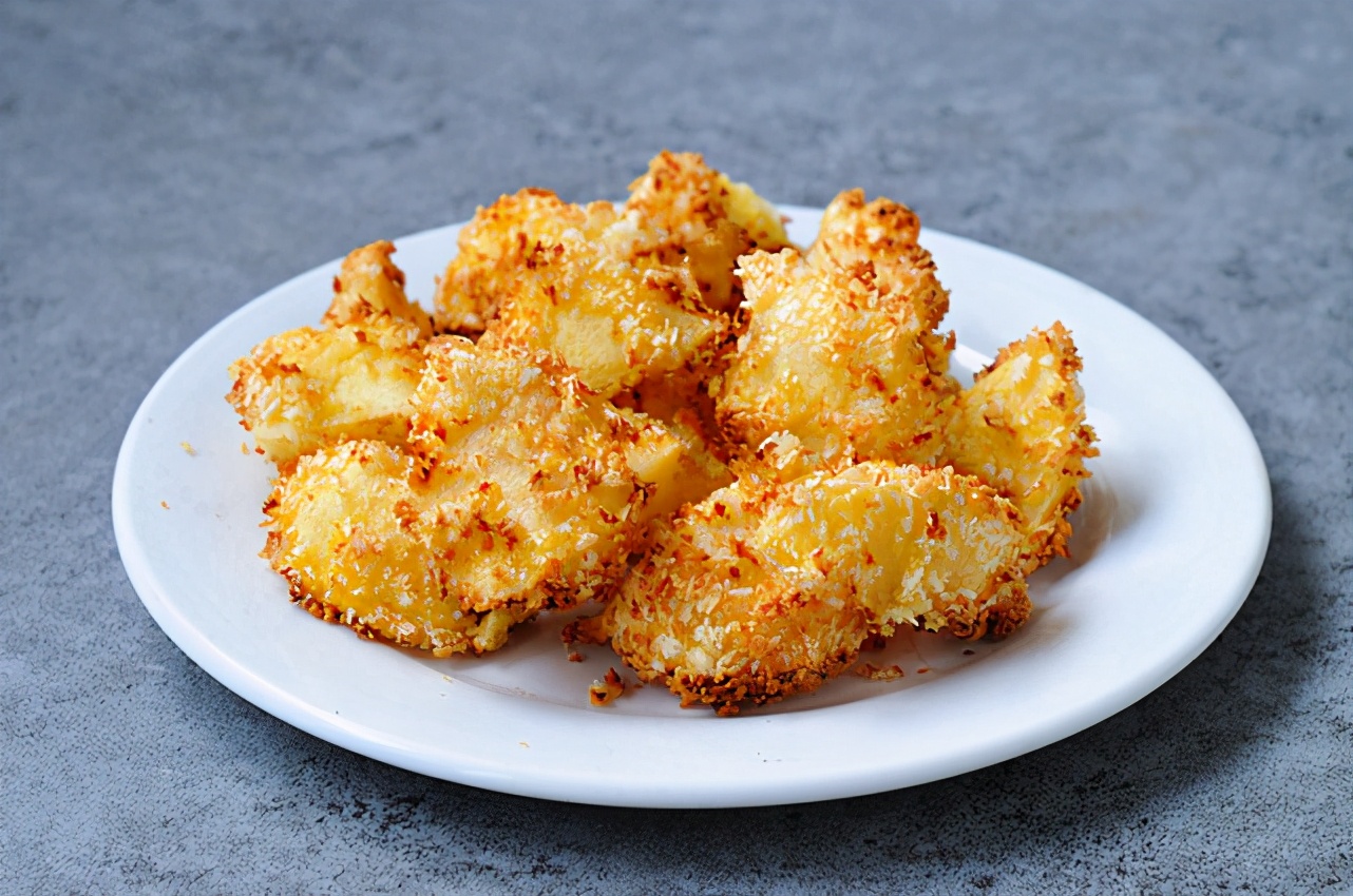 外酥裡脆的蘋果派，不加糖，不加油，低脂低熱量，饞哭隔壁孩子