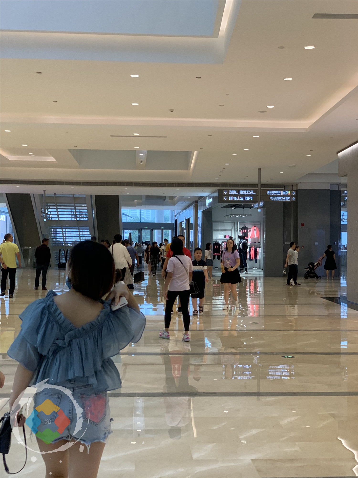 不被看好的重庆来福士，迎来开业一周年，人气怎么样了？