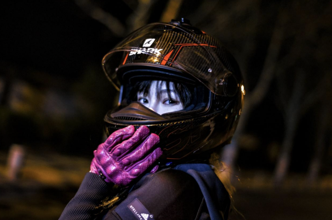 这8款摩托车，凭借其外观成为时尚单品，极其适合颜值控