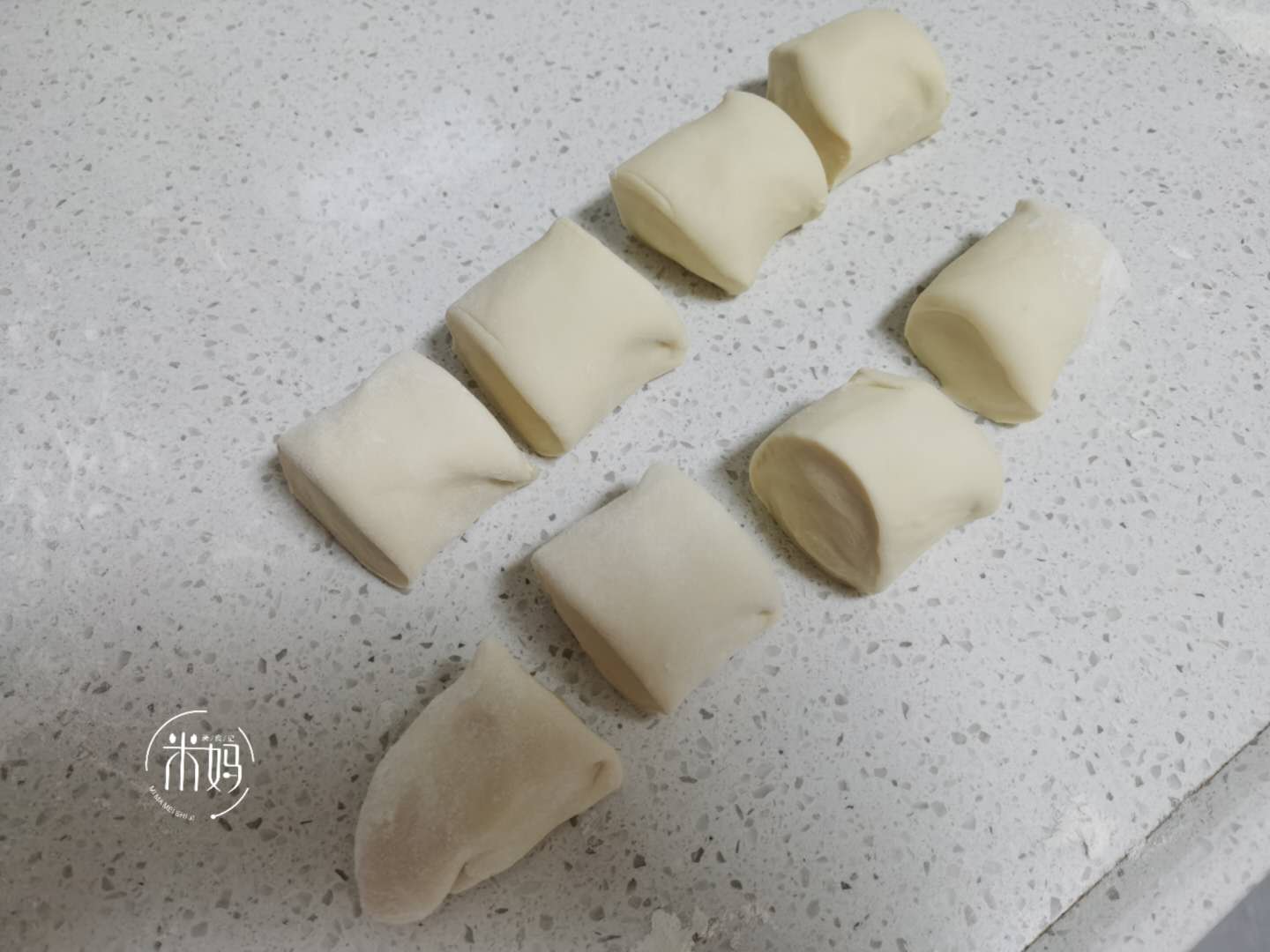 图片[7]-豆沙卷做法步骤图 出锅瞬间扫光赞-起舞食谱网