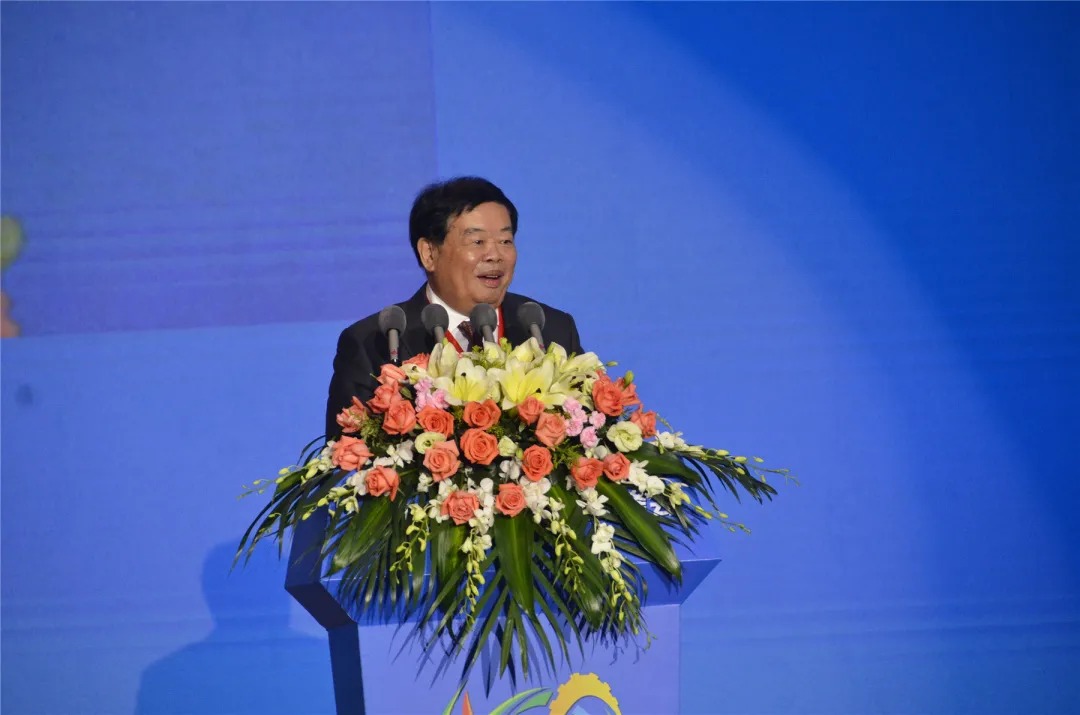 第三届全国青年企业家峰会举办 马云、曹德旺、郭广昌等企业大咖都说了……