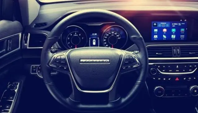 国内公认的5款油老虎车型，买车要慎重，第4款月