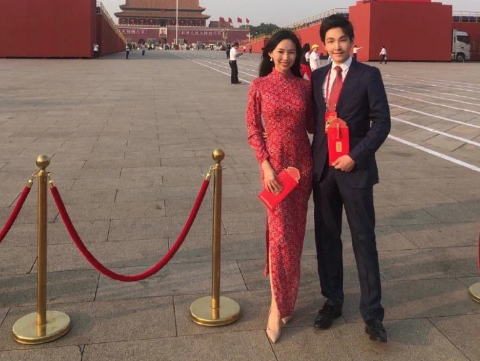 后浪来了：豪门姐弟资产超过700亿，俊男靓女才貌俱佳羡煞旁人