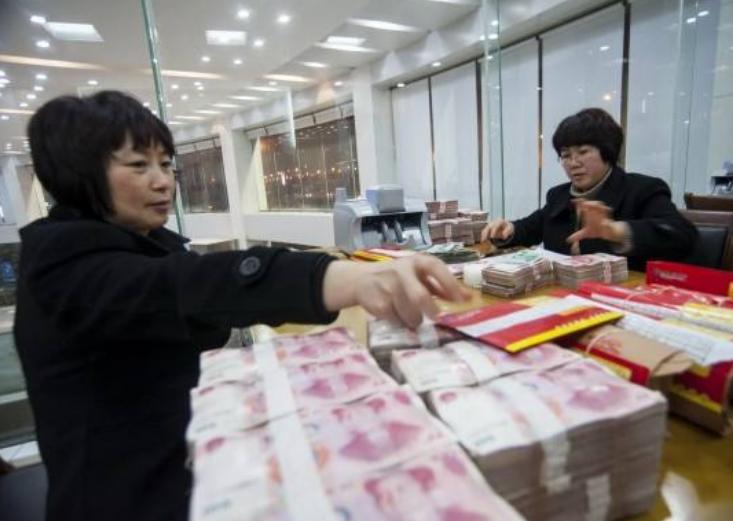 若是房价暴跌50%，购房者只能弃房断供？专家给