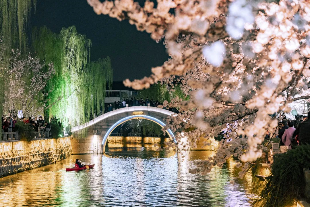 “虞歌畅晚”·2021樱花季暨方塔夜秀启幕 “虞歌畅晚”·2021樱花季暨方塔夜秀启幕